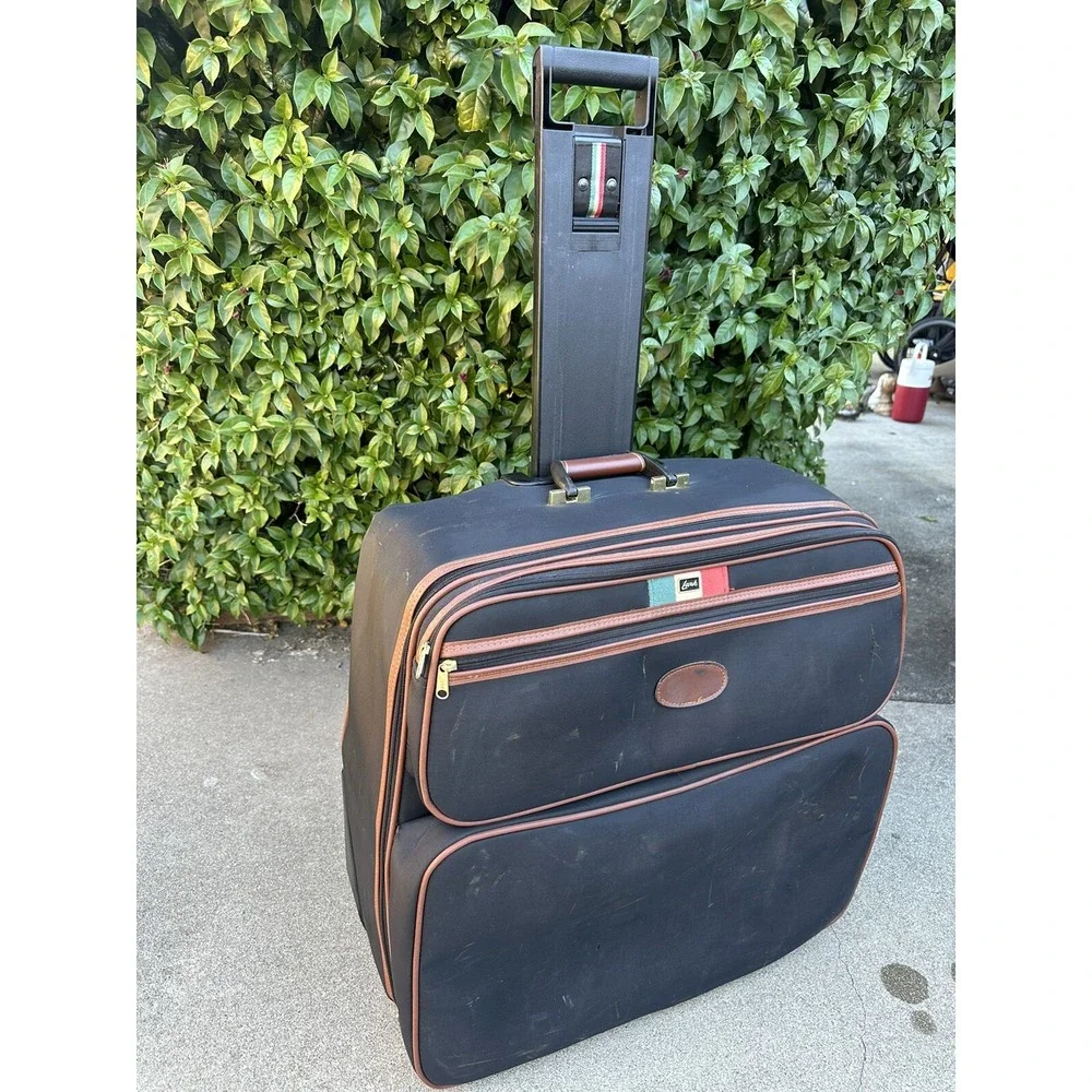 Vintage LARK Samsonite Black 22
